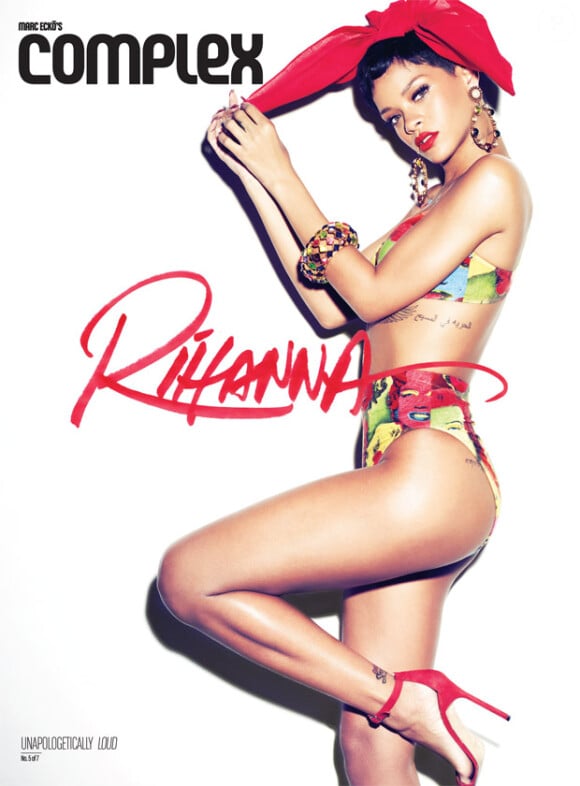 Rihanna sensuelle et colorée devant l'objectif de Zoe McConnell pour le numéro de février-mars 2013 du magazine Complex.
