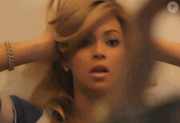 Beyoncé shootée par Terry Richardson pour l'issue de février 2013 du magazine GQ, version américaine.