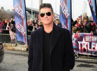 Simon Cowell : Très occupé auprès d'Alesha Dixon sexy et de cinq jeunes filles