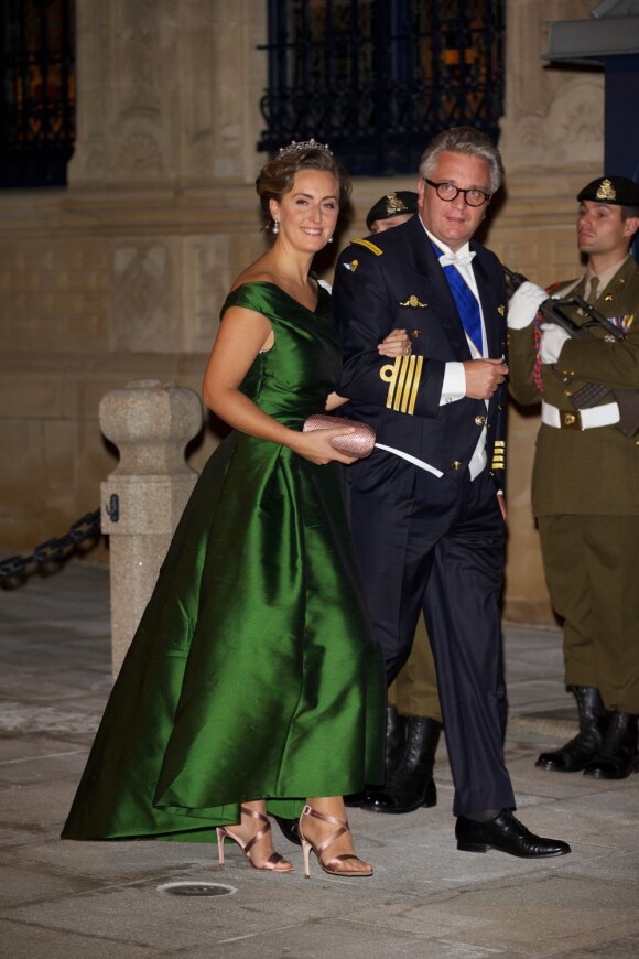 Le prince Laurent de Belgique et la princesse Claire au mariage du prince Guillaume de Luxembourg, le 19 octobre 2012.