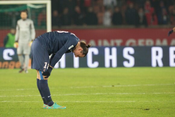 Zlatan Ibrahimovich et le PSG sont en deuil. Ici, la star parisienne lors du match PSG-Evian (4-0) au Parc des Princes à Paris, le 8 décembre 2012.