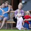 Jessica Simpson (enceinte) et sa fille Maxwell avec des amis a Hawai ou ils passent des vacances le 6 janvier 2013.