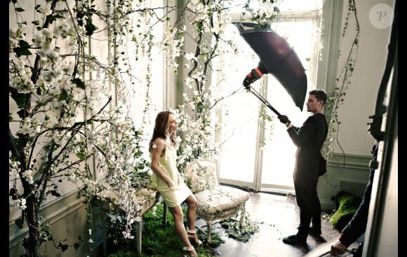 Vanessa Paradis prend la pose dans les coulisses de la campagne Conscious de H&M