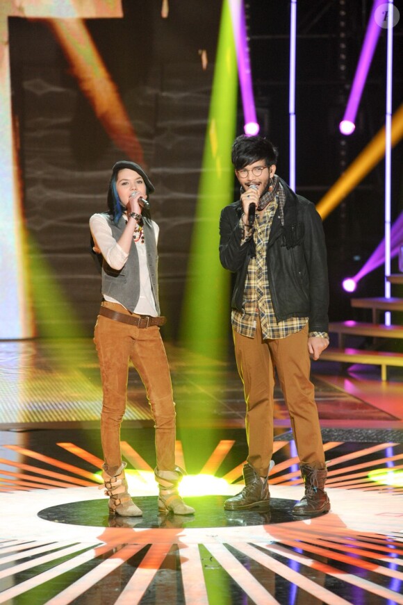 Florian et Sophie Tith pendant le deuxième prime de Nouvelle Star à L'arche de Saint Germain, Issy-Les-Moulineaux, le 22 janvier 2013