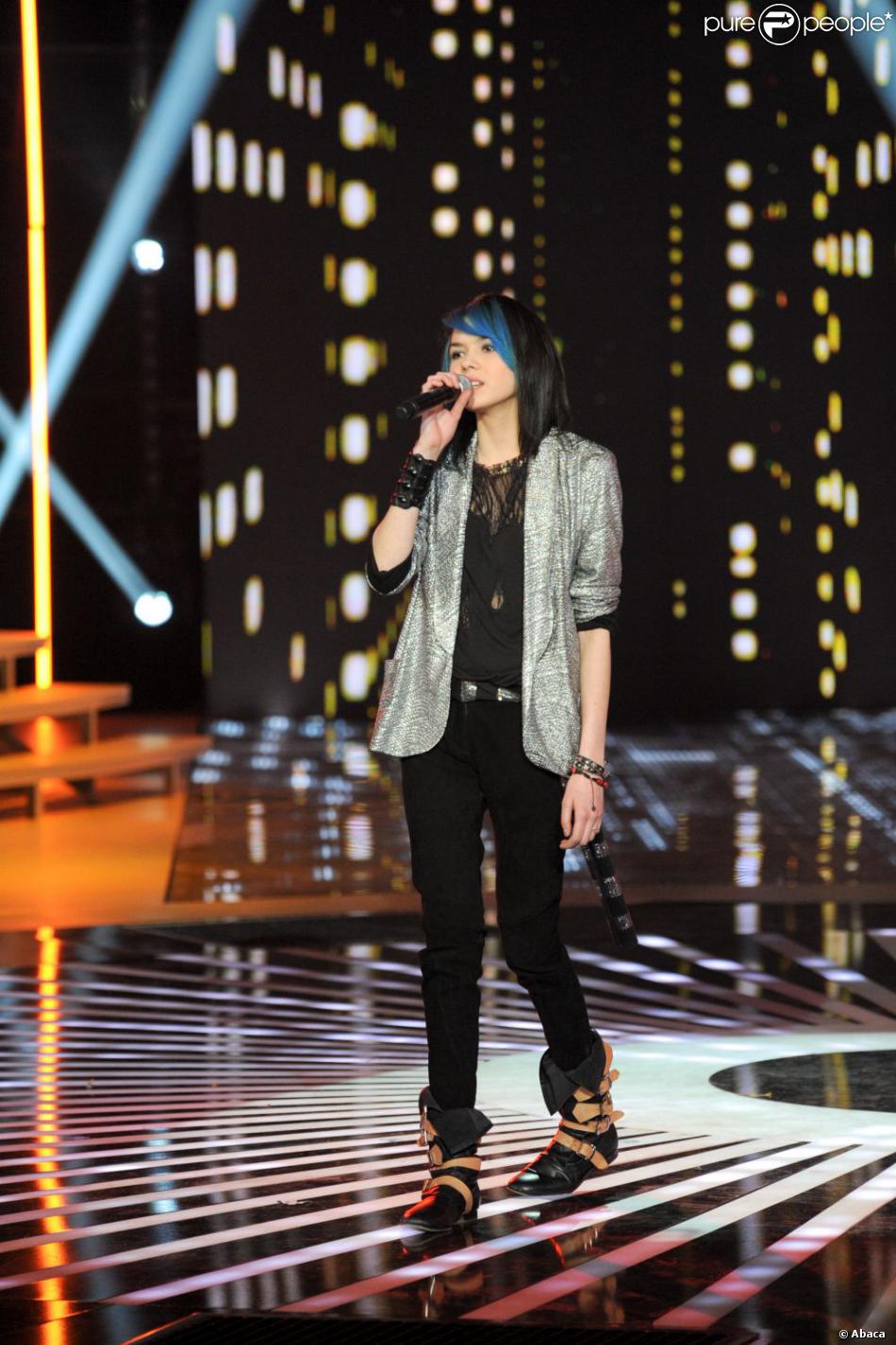 Sophie Tith pendant le deuxième prime de Nouvelle Star à L&#039;arche de Saint Germain, Issy-Les-Moulineaux, le 22 janvier 2013