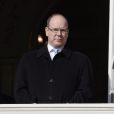 Le prince Albert de Monaco au balcon du palais princier pour la fin des célébrations de Sainte-Dévote, le 27 janvier 2013. 