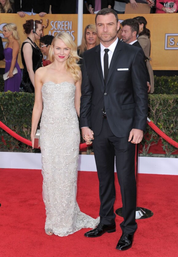 Naomi Watts et Liev Schreiber lors des Screen Actors Guild Awards à Los Angeles le 27 janvier 2013