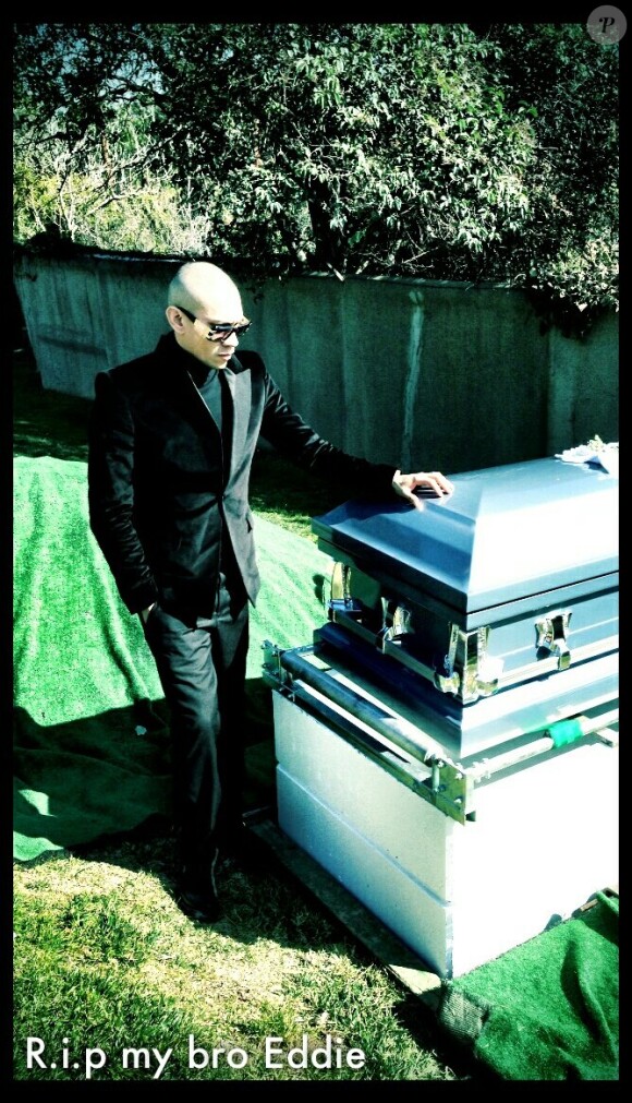 Taboo des Black Eyed Peas lors de l'enterrement de son frère Eddie, le 31 janvier 2013.