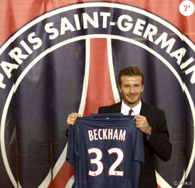 David Beckham lors de sa conférence de presse au Parc des Princes le 31 janvier 2013 à Paris après la signature de son contrat qui fait de lui un joueur du PSG