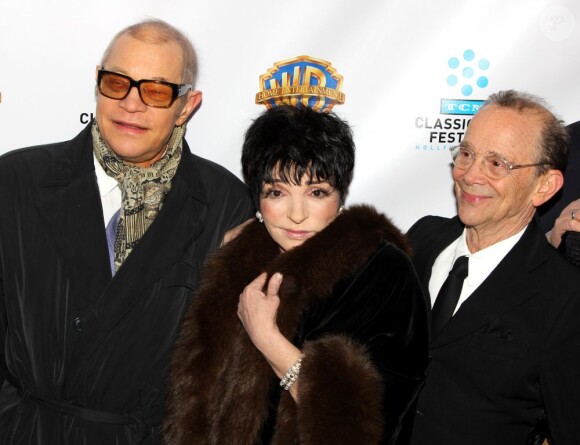 Michael York, Liza Minnelli et Joel Grey assistent à la projection de "Cabaret" pour le quarantième anniversaire du film de Bob Fosse, à New York, le 31 janvier 2013.