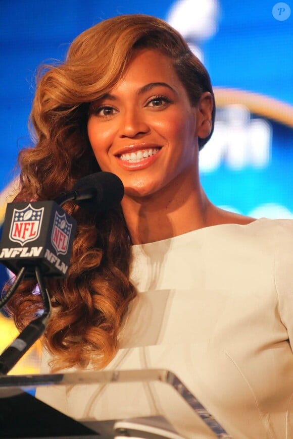 Beyoncé Knowles en conférence de presse pour sa prestation à la mi-temps du Super Brown XLVII au Ernest N. Morial Convention Center. Nouvelle-Orléans, le 31 janvier 2013.