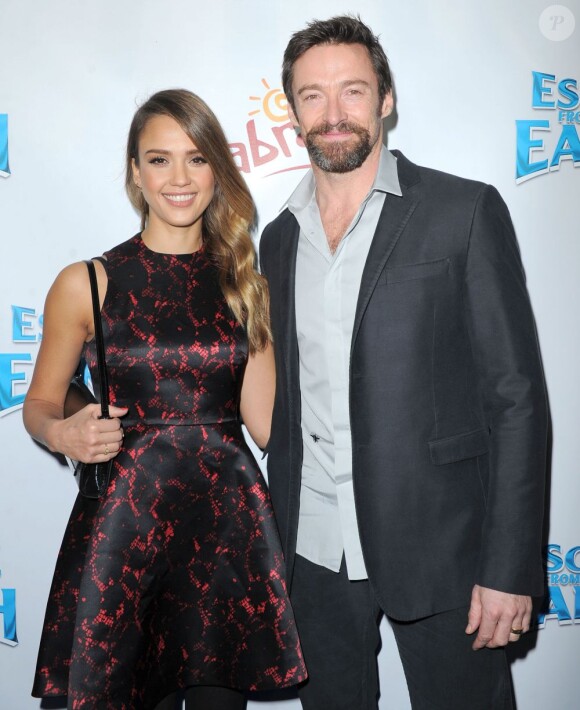 Jessica Alba et Hugh Jackman assistent à l'avant-première du film Escape From Planet Earth au Chinese 6 Theater. Los Angeles, le 2 février 2013.
