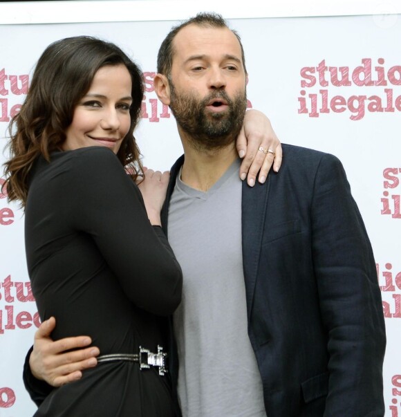 Zoé Félix et Fabio Volo lors du photocall du film Studio Illegale à Rome le 5 février 2013