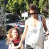 Halle Berry et sa fille Nahla font des courses à Bristol Farms à Los Angeles, le 4 fevrier 2013.