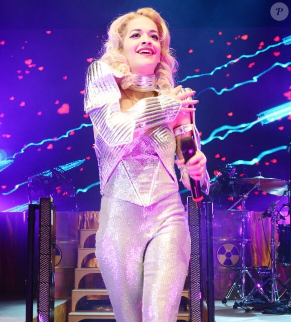 Rita Ora pendant l'un de ses deux concerts au Shephards Bush Empire de Londres, le 6 février 2013.