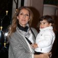 Céline Dion avec son mari Rene Angelil et leurs enfants René-Charles, Eddy et Nelson à Paris, le 30 novembre 2012.