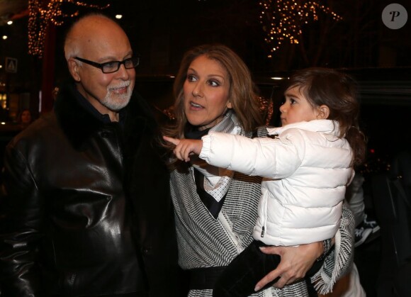 Céline Dion avec son mari Rene Angelil et leurs enfants René-Charles, Eddy et Nelson à Paris, le 30 novembre 2012.