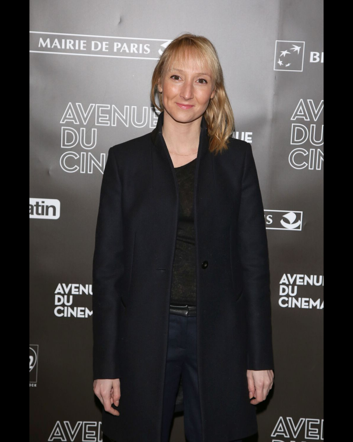 Vidéo Audrey Lamy Lors De Lavant Première Du Film Möbius à Paris Le 12 Février 2013 Purepeople 