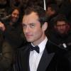 Jude Law classe et chic comme à son habitude pour la première du film Side Effects (Effets Secondaires) à la 63e Berlinale, le 12 février 2013.