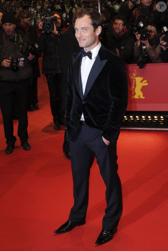 Jude Law et l'élégance british pour la première du film Side Effects (Effets Secondaires) à la 63e Berlinale, le 12 février 2013.