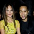 John Legend et sa chérie Chrissy Teigen au défilé de la créatrice Vera Wang à New York, le 12 février 2013.