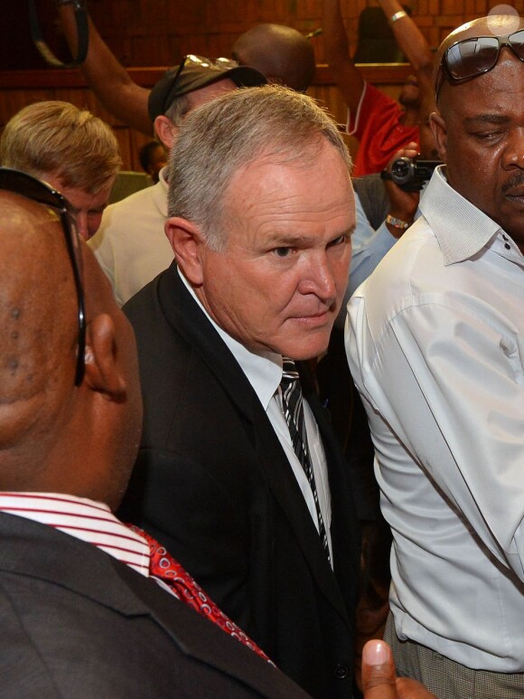 Barry Roux, un des avocats d'Oscar Pistorius, au tribunal d'instance de Pretoria, troisième jour d'audience pour la demande de libération sous caution, le 21 février 2013.