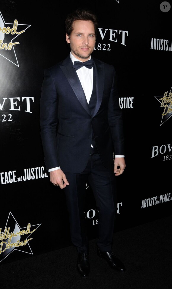Peter Facinelli à la soirée Hollywood Domino and Bovet 1822 Gala Benefiting Artists For Peace And Justice, à Los Angeles, le 21 février 2012.