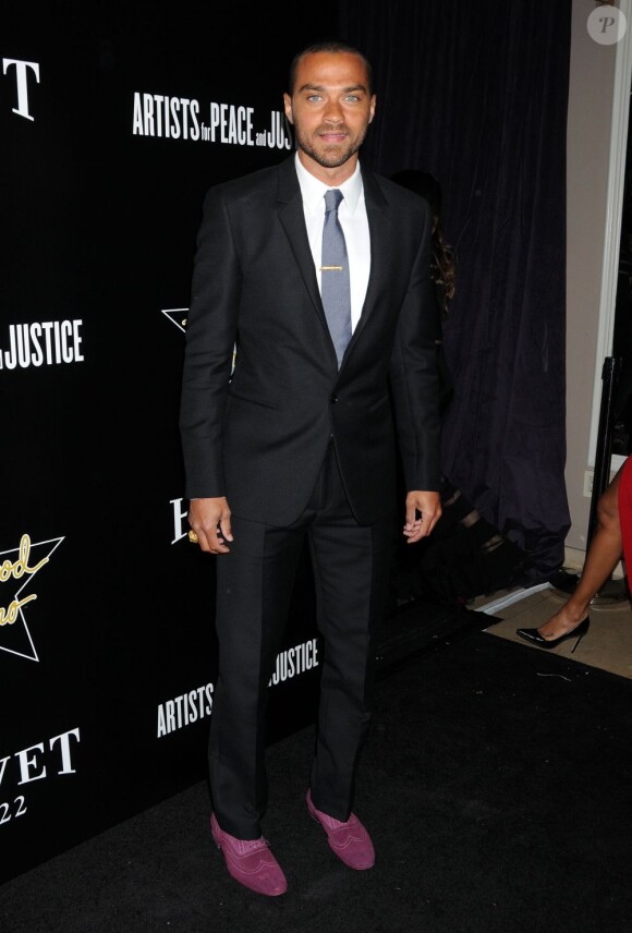 Jesse Williams à la soirée Hollywood Domino and Bovet 1822 Gala Benefiting Artists For Peace And Justice, à Los Angeles, le 21 février 2012.