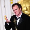 Quentin Tarantino et son Oscar à la 85e cérémonie des Oscars au Dolby Theatre de Los Angeles, le 24 février 2013.