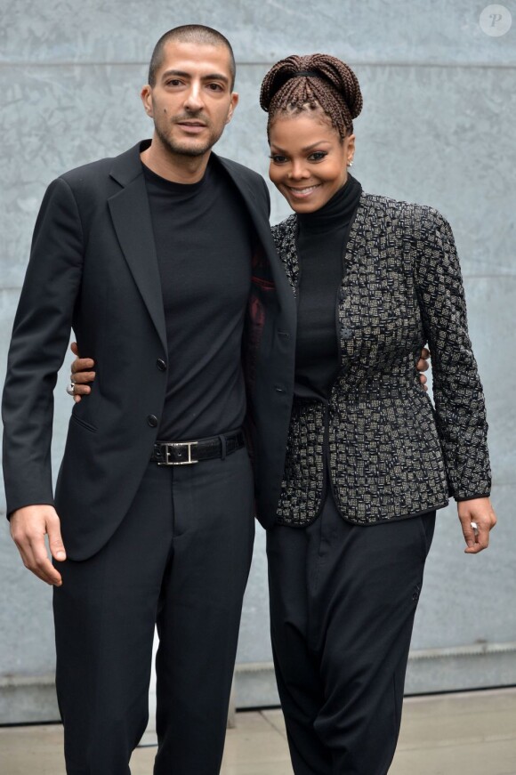 Janet Jackson et son mari Wissam Al Mana au défilé Armani lors de la Fashion Week de Milan, le 25 février 2013. Le couple a récemment avoué s'être marié en secret en 2012.