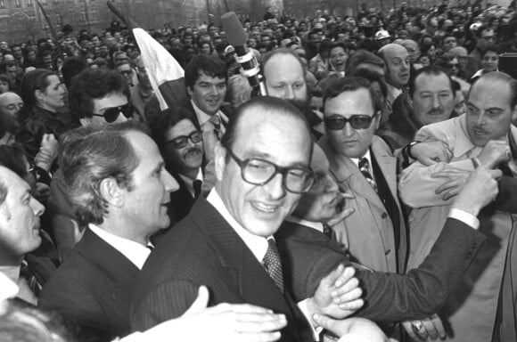 Jacques Chirac tout juste élu maire de Paris, le 30 mars 1977.