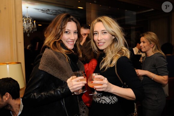 Mareva Galanter et Alexandra Golovanoff assistent à la soirée de lancement du cocktail "Le Golo" au bar de l'hôtel Le Bristol. Paris, le 25 février 2013.