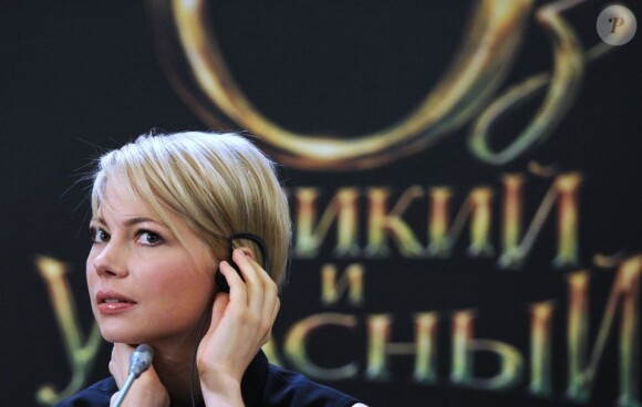 Michelle Williams en conférence de presse pour la promotion du film Le Monde fantastique d'Oz au Ritz Carlton de Moscou, le 27 février 2013.