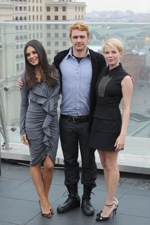 Les acteurs Mila Kunis, James Franco et Michelle Williams assurant la promotion du film Le Monde fantastique d'Oz au Ritz Carlton de Moscou, le 27 février 2013.