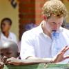 Le prince Harry lors de sa visite au Lesotho pour son association Sentebale le 27 février 2013