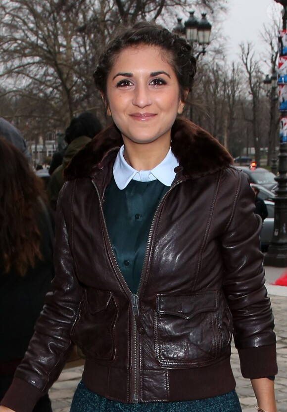 Géraldine Nakache arrive au Grand Palais pour assister au défilé Carven prêt-à-porter automne-hiver 2013-2014. Paris, le 28 février 2013.