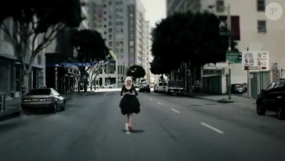 Lauriana Mae, jeune pousse de la chanson américaine dans le clip de Cee Lo Green, Only You, dévoilé le 28 février 2013.