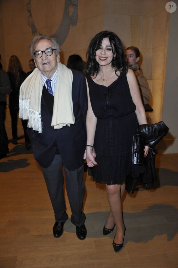 Willy Rizzo et sa femme au vernissage de l'exposition Helmut Newton à Paris le 23 mars 2013.