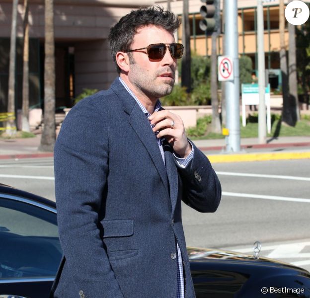 Ben Affleck, barbe rasée, vu à Long Beach, le 28 février 2013.
