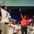 Michelle Obama danse avec les étudiants de Chicago lors de son évènement Bringing Physical Activity Back to School au McCormick Place de Chicago le 28 février 2013