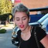 Miley Cyrus arrive à un studio d'enregistrement à Glendale. Le 1er mars 2013.