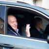 Le roi Juan Carlos d'Espagne arrive à la clinique La Milagrosa à Madrid, le 3 mars 2013. 
