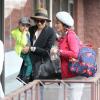 Miranda Kerr et Sonia Bloom, la mère d'Orlando Bloom, emmènent Flynn à son cours de gym à Los Angeles, le 4 mars 2013.