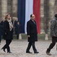François Hollande, Valérie Trierweiler, Edgar Morin et sa femme lors de l'hommage national à Stéphane Hessel, à Paris le 7 mars 2013.