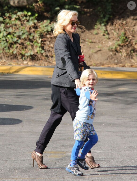 Gwen Stefani et son fils Zuma en route pour l'école à Los Angeles, le 6 mars 2013.