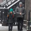 Matthew Broderick avec son fils James à New York, le 8 mars 2013.