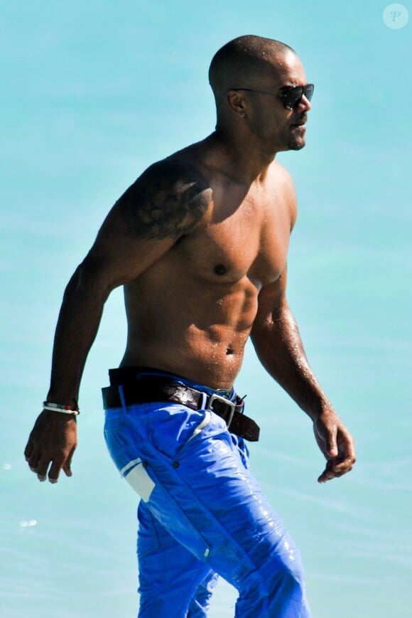 Shemar Moore sur la plage à Miami, le vendredi 8 mars 2013.