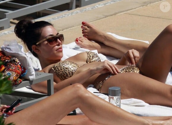 Kim Kardashian en juin 2010 sur une plage de South Beach Miami
