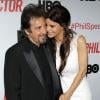 Al Pacino et Lucila Sola amoureux à la première du film Phil Spector auTime Warner Center, New York, le 13 mars 2013.