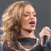 Rihanna, ultrasexy tout en Givenchy haute couture lors de son concert au Bell Centre à Montreal. Le 17 mars 2013.